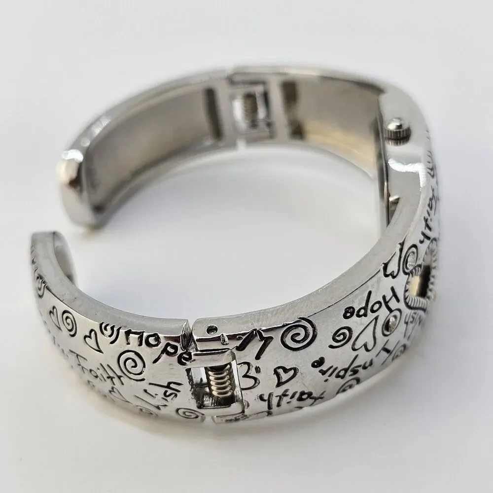 Women's Hearts Cuff Bracelet Watch‎ 24MM Gray Dail Bracelet 5.5